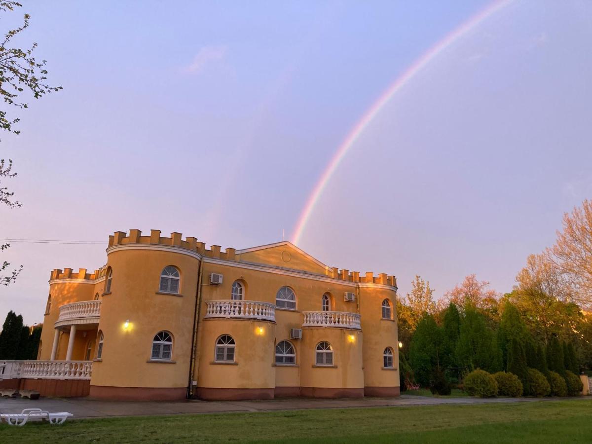 Kastély Panzió Hajdúszoboszló Exterior foto