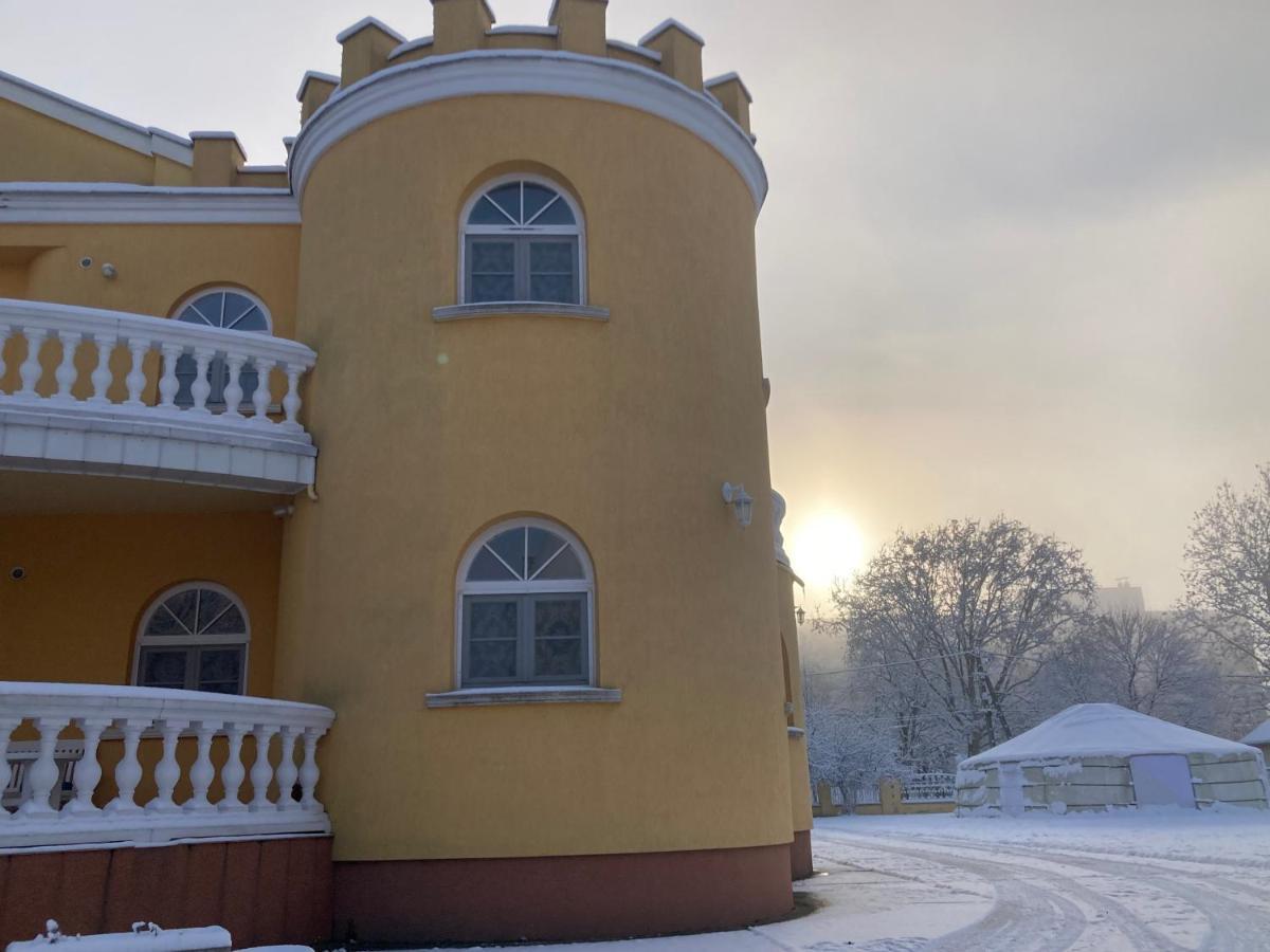 Kastély Panzió Hajdúszoboszló Exterior foto