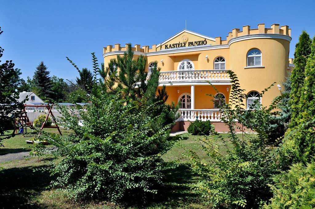 Kastély Panzió Hajdúszoboszló Exterior foto