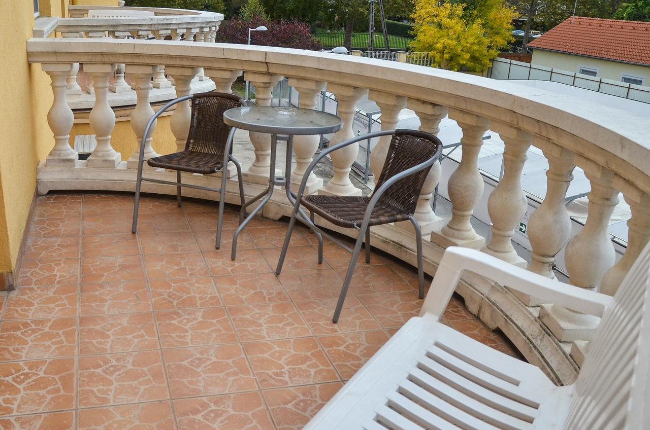 Kastély Panzió Hajdúszoboszló Exterior foto